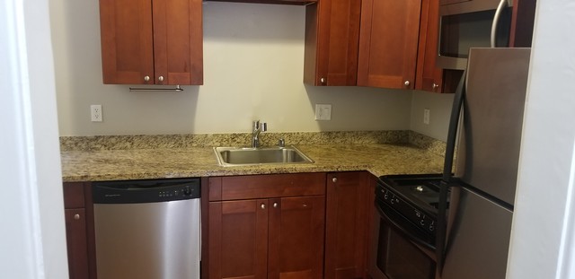 Photo of 3001 Pine #8